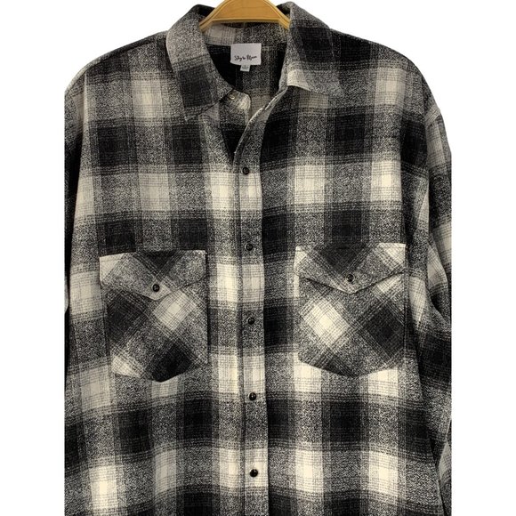 Sky To Moon Boyfriend Shacket Flannel Shirt Oversize Barn Large Plaid 6639 NWOT - Picture 2 of 9